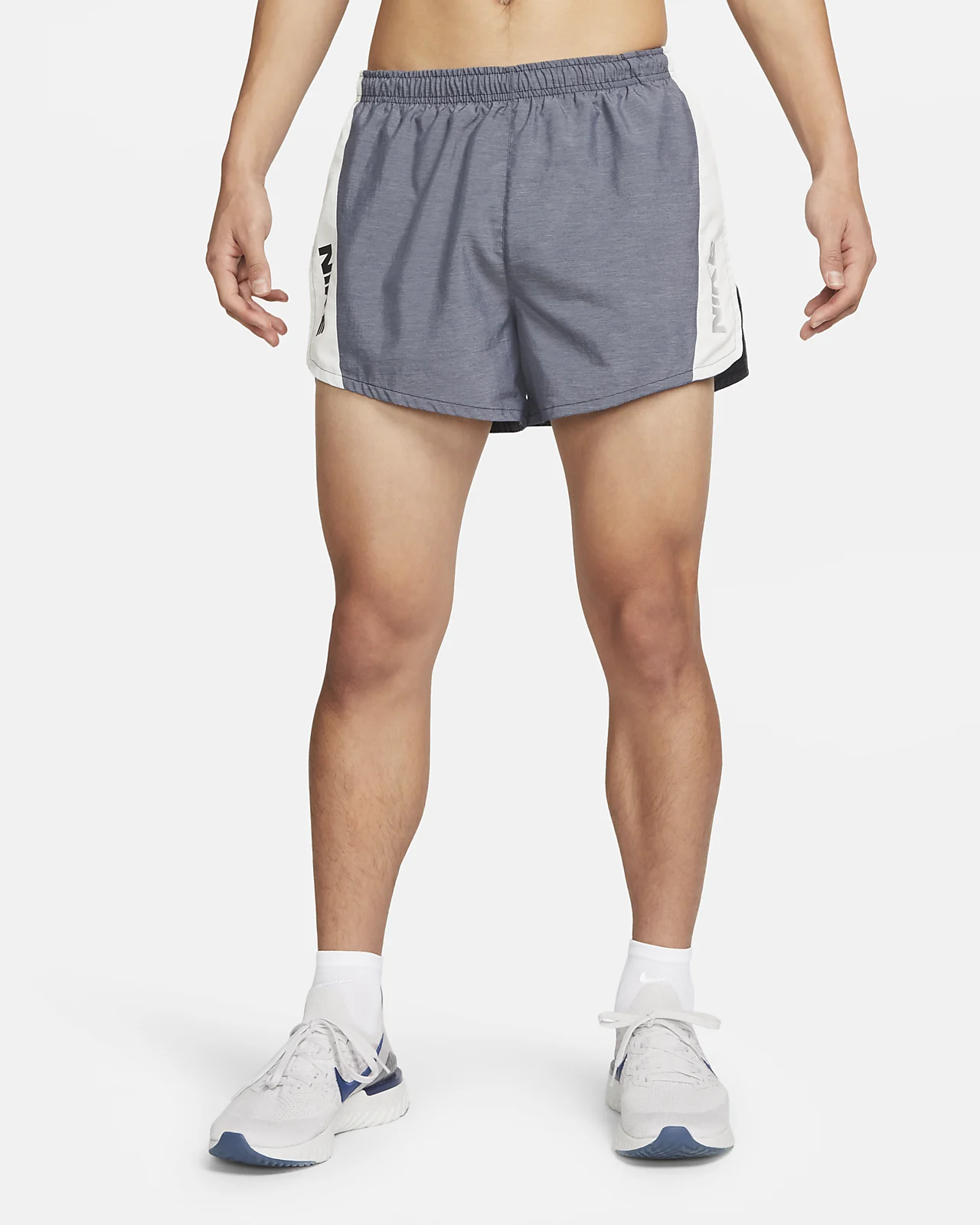 กางเกงวิ่ง Nike Dri-Fit Heritage 4” Running Shorts (M,L)