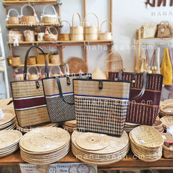 กระเป๋าเสื่อกกสาน คล้องแขน ใส่เอกสาร ของฝากผู้ใหญ่ คละแบบ🥨