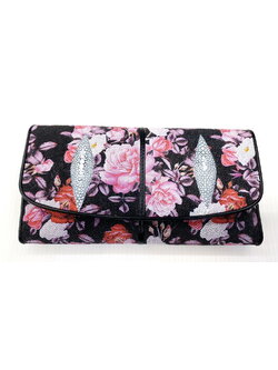 กระเป๋าสตางค์หนังปลากระเบนแท้ 3พับยาว พิมลาย ดอกไม้