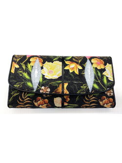 กระเป๋าสตางค์หนังปลากระเบนแท้ 3พับยาว พิมลาย ดอกไม้