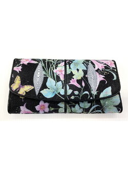 กระเป๋าสตางค์หนังปลากระเบนแท้ 3พับยาว พิมลาย ดอกไม้