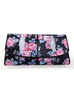 กระเป๋าสตางค์หนังปลากระเบนแท้ 3พับยาว พิมลาย ดอกไม้