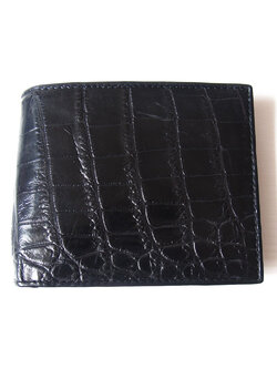 กระเป๋าสตางค์หนังจระเข้แท้ ส่วนท้อง สีดำ