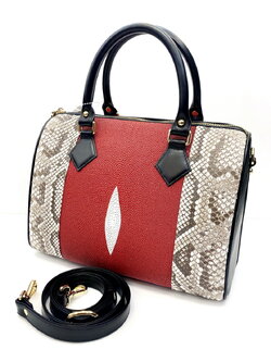 กระเป๋าถือหนังงูแท้ ผสม หนังปลากระเบนแท้ สีแดง มีสายสะพาย