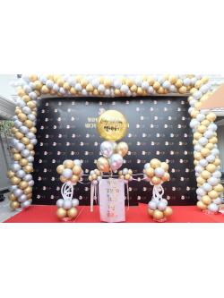 ซุ้มลูกโป่งจัดงาน Congratulations with Silver&Gold Chrome Balloon Arch