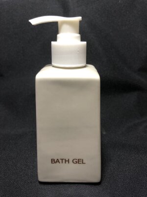 ขวดเซรามิค Bath Gel ทรงเหลี่ม หัวปั้ม