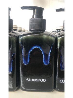 ขวด Shampoo ทรงสี่เหลี่ยม แบบหัวปั้ม ( Ceramic shampoo bottle with pump head )