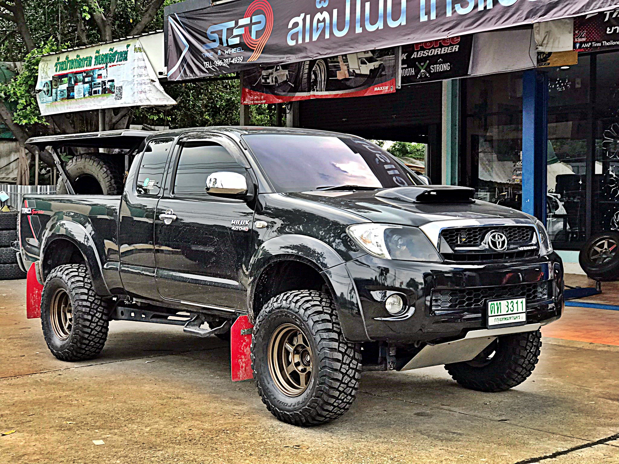 BF GOODRICH KM3 285/75-16 ราคาถูก ต้อง STEP9 เท่านั้น