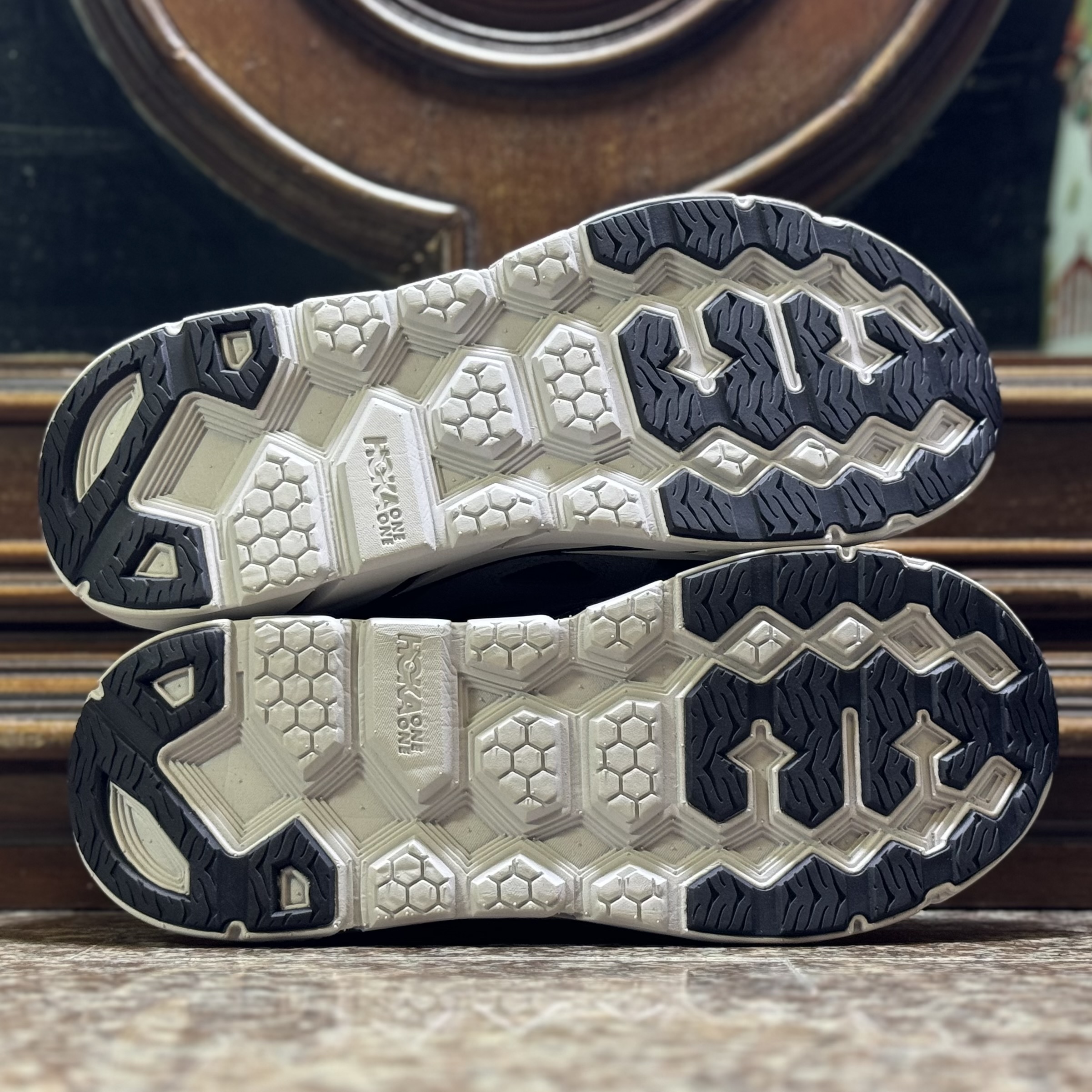 รองเท้า HOKA Clifton L Suede ‘Lunar Rock’ EXCLUSIVE (M5.5-11US)