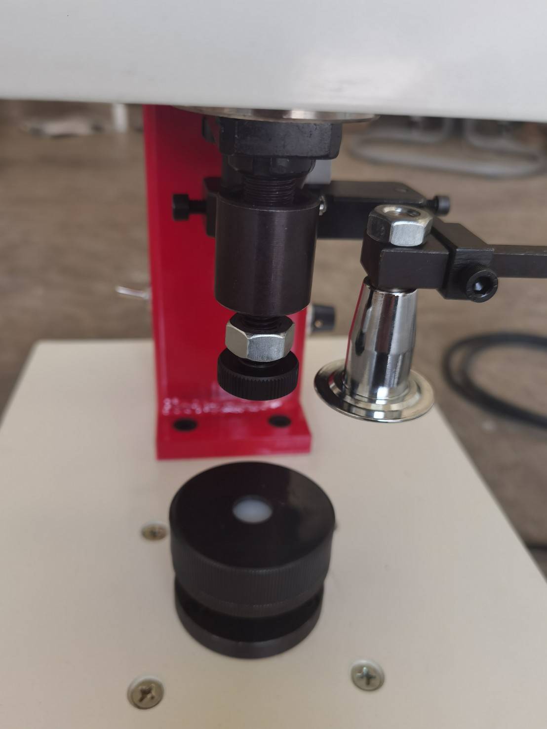 🌈(12325)เครื่องปิดฝาขวดยาฉีด ขวดคอนแทคเลนส์ Automatic capping machine รุ่น KFJ-103