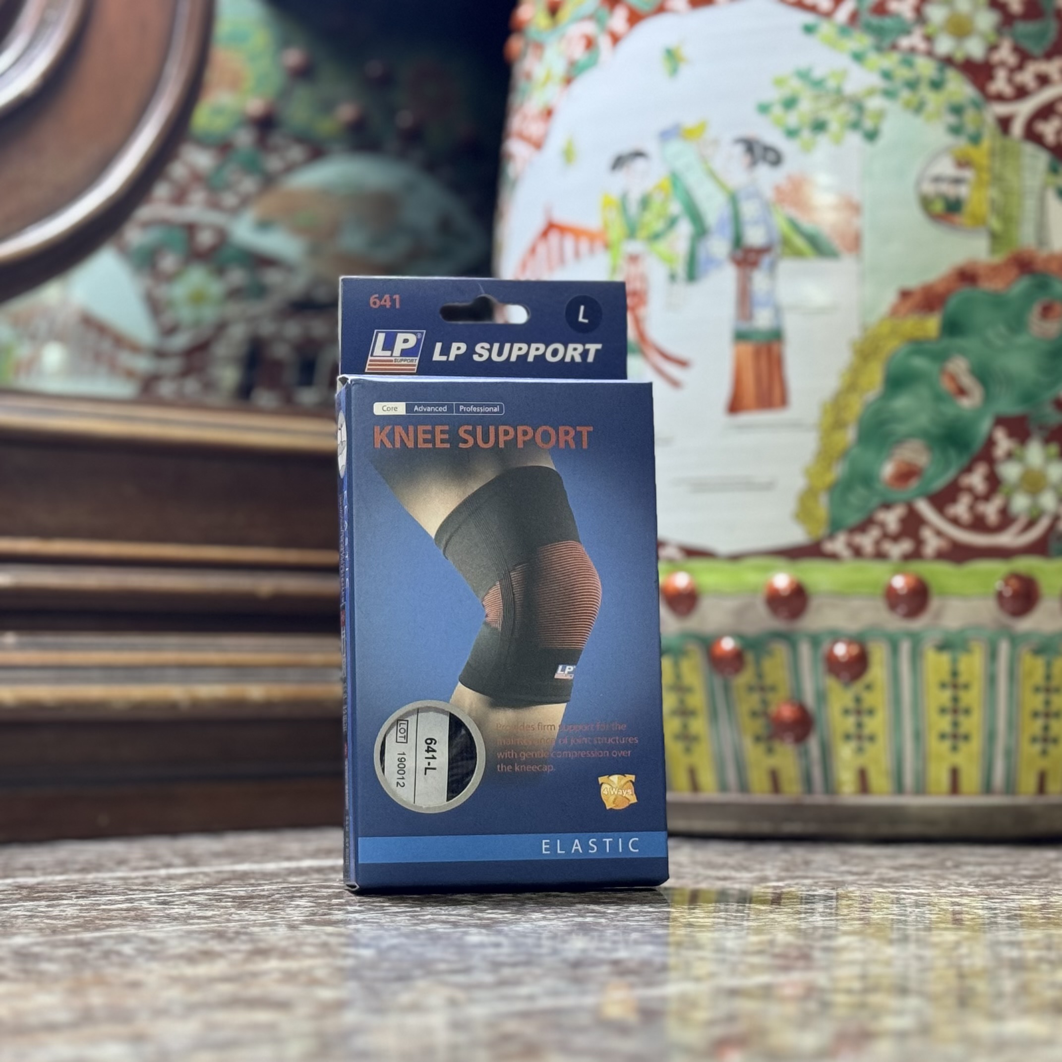 ซัพพอร์ตเข่า LP Knee Supporter 3สี (S,L,XL)