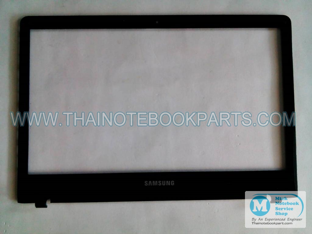 MT07807 กรอบจอ SAMSUNG NP270E4V LCD FRONT BEZEL สีดำ (มือสอง) 2