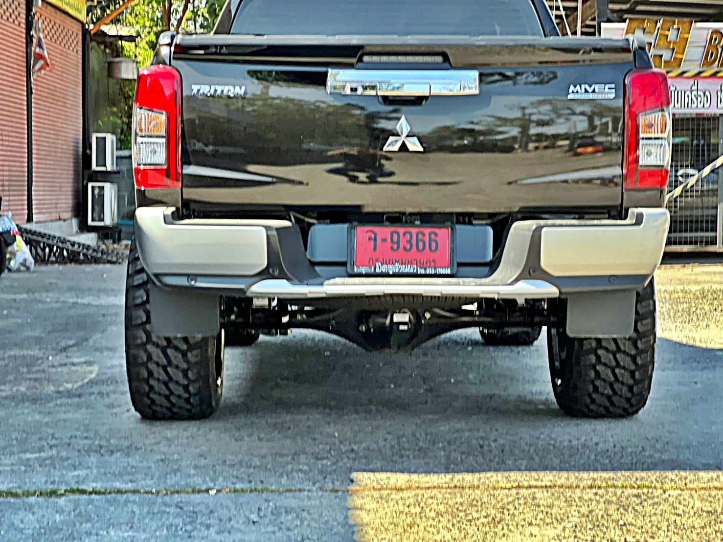 TRITON ทรงเมกา ล้อ FORCE ที่ STEP9