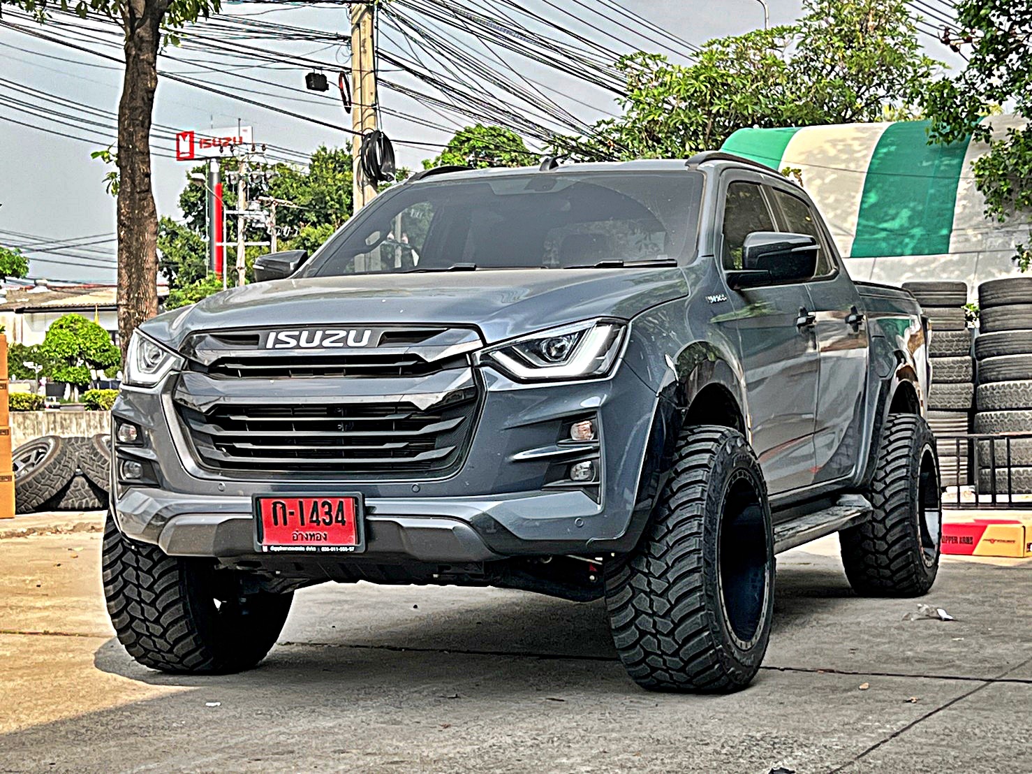 D-MAX ทรงเมกา จากอุธยา