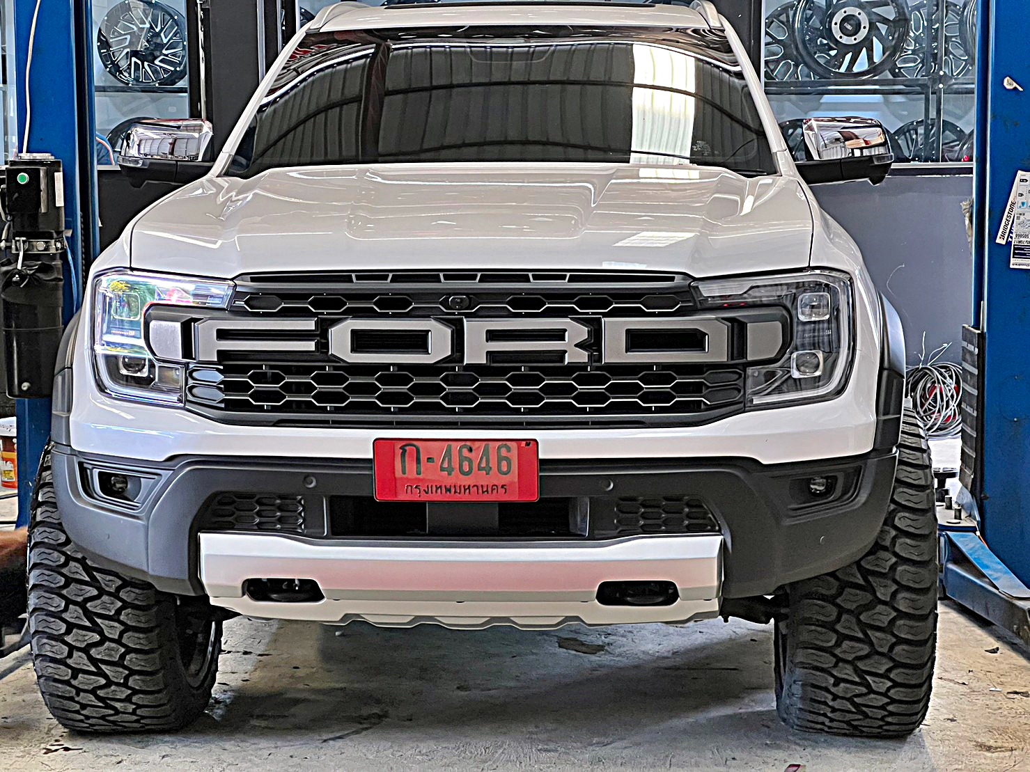 FORD EVEREST NEXTGEN ล้อแท้ HOSTILE H113 ที่ STEP9