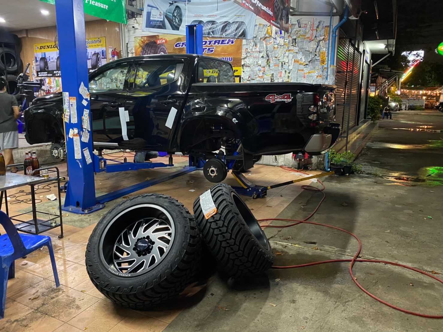 TRITON 4X4 จัดทรงเมกา