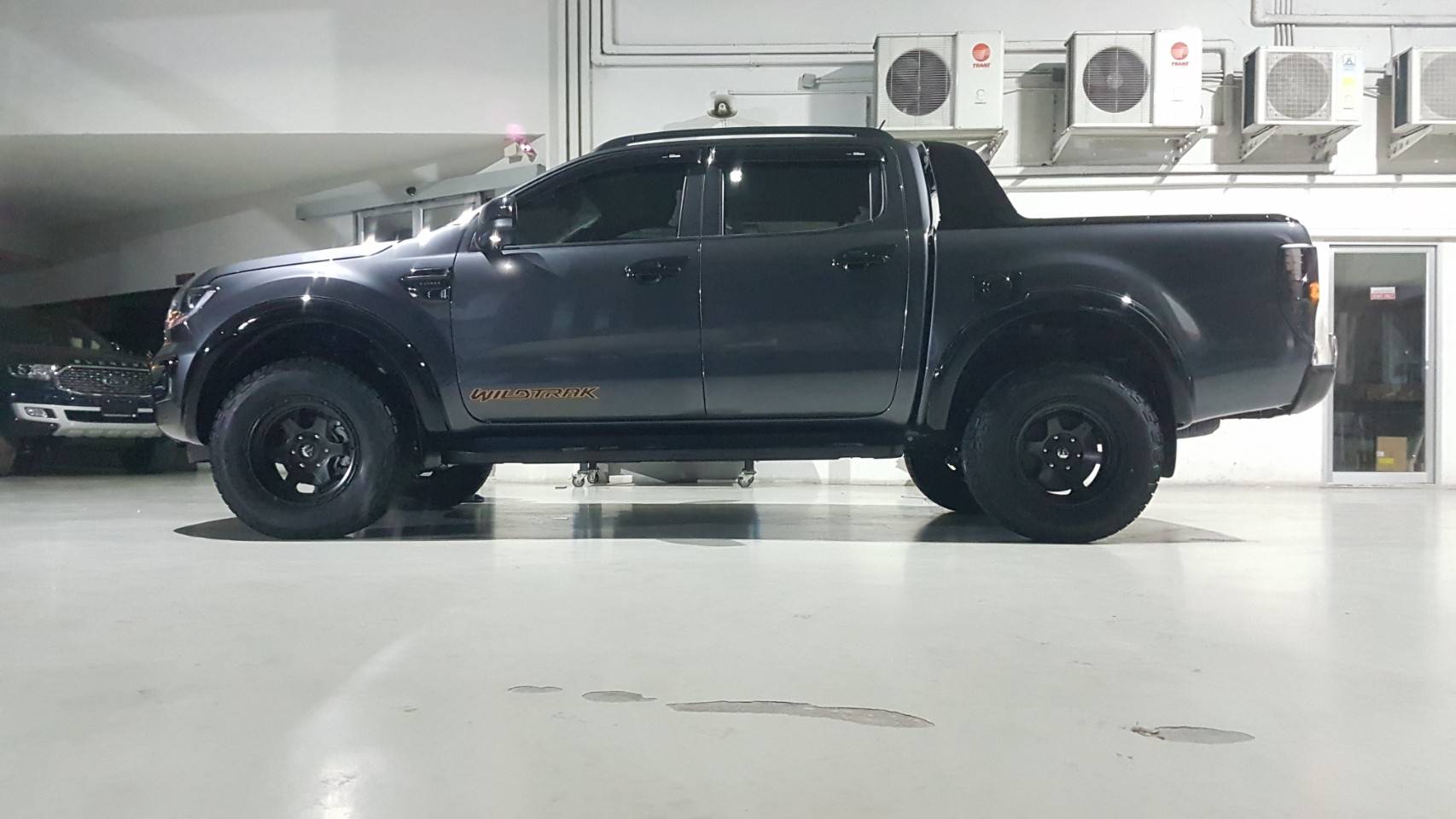 FUEL SHOK ขอบ17 ราคาพิเศษที่ STEP9