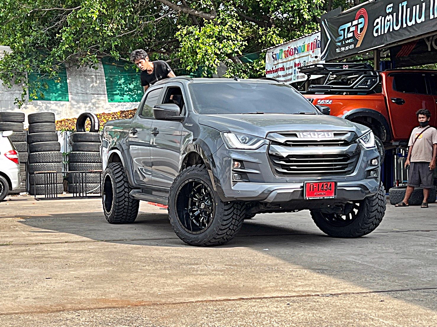 D-MAX ทรงเมกา จากอุธยา
