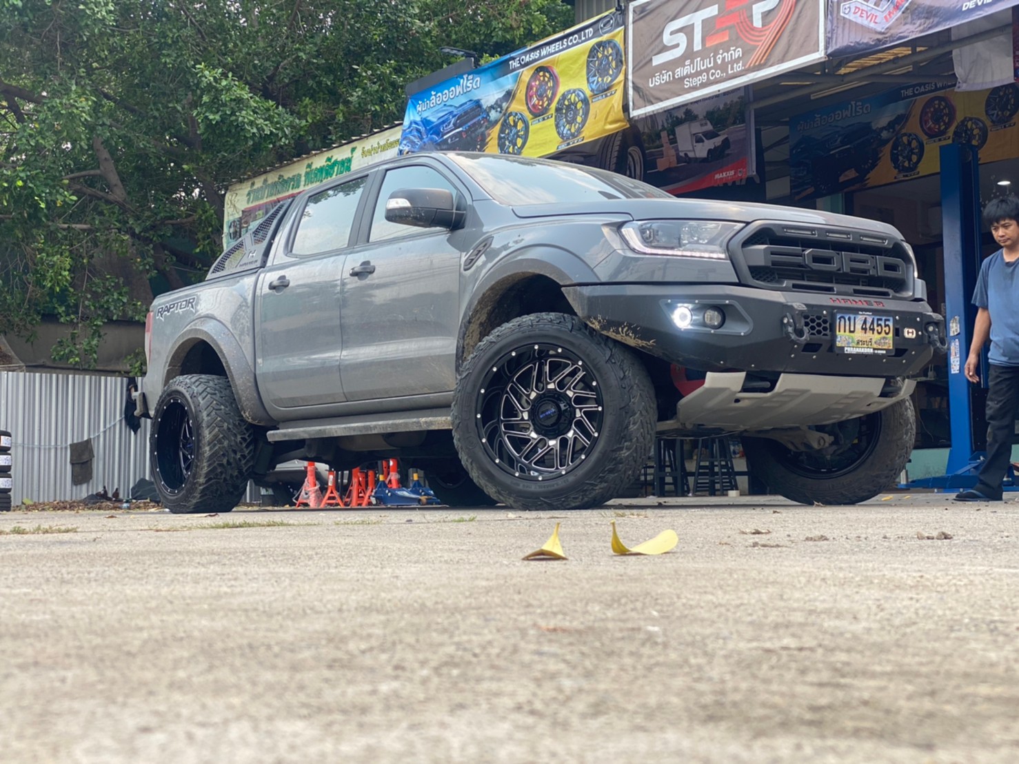 FORD RAPTOR จากสระบุรี จัดล้อออฟโหดๆๆ ที่ STEP9