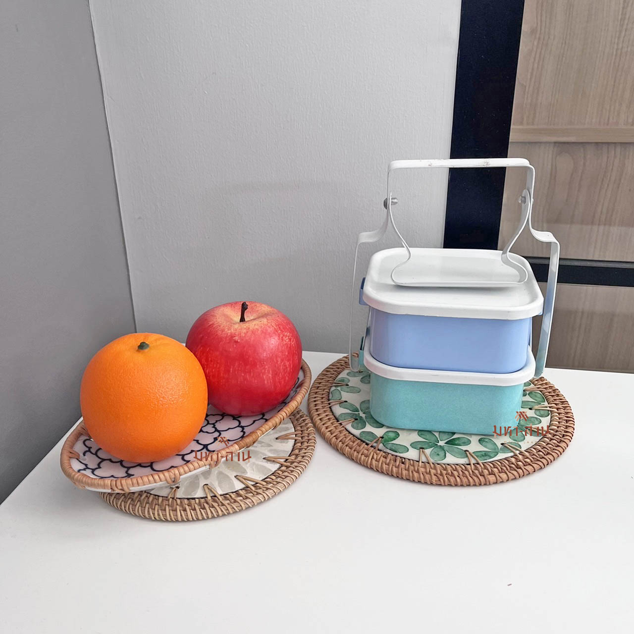 รองจานหวาย แผ่นรองหม้อแต่งโมเสก พร็อพแต่งบ้าน Rattanly Mosaic Tray🍩