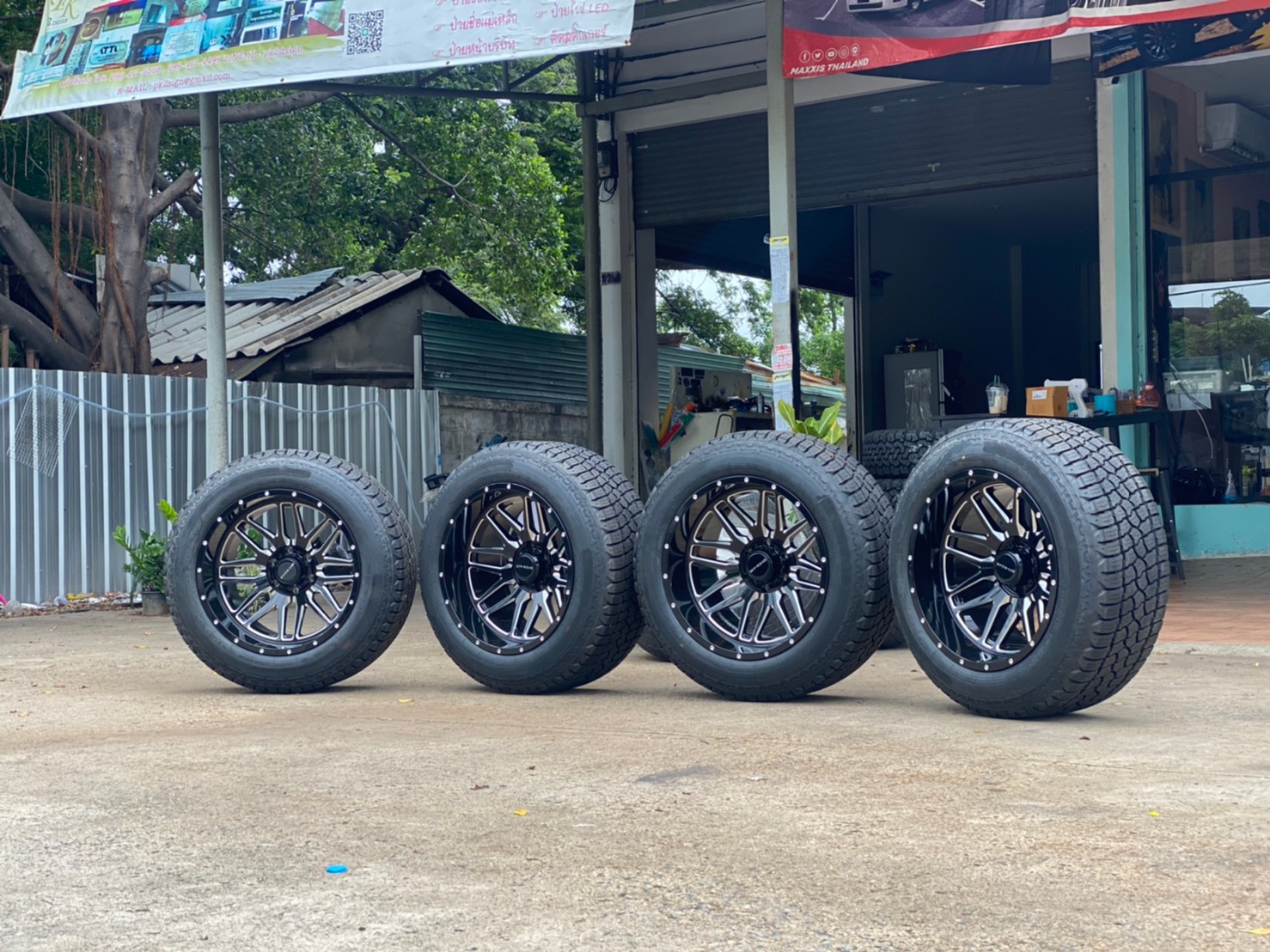 FORD ทรงเมกา ล้อเทพลึกสุดตาราง