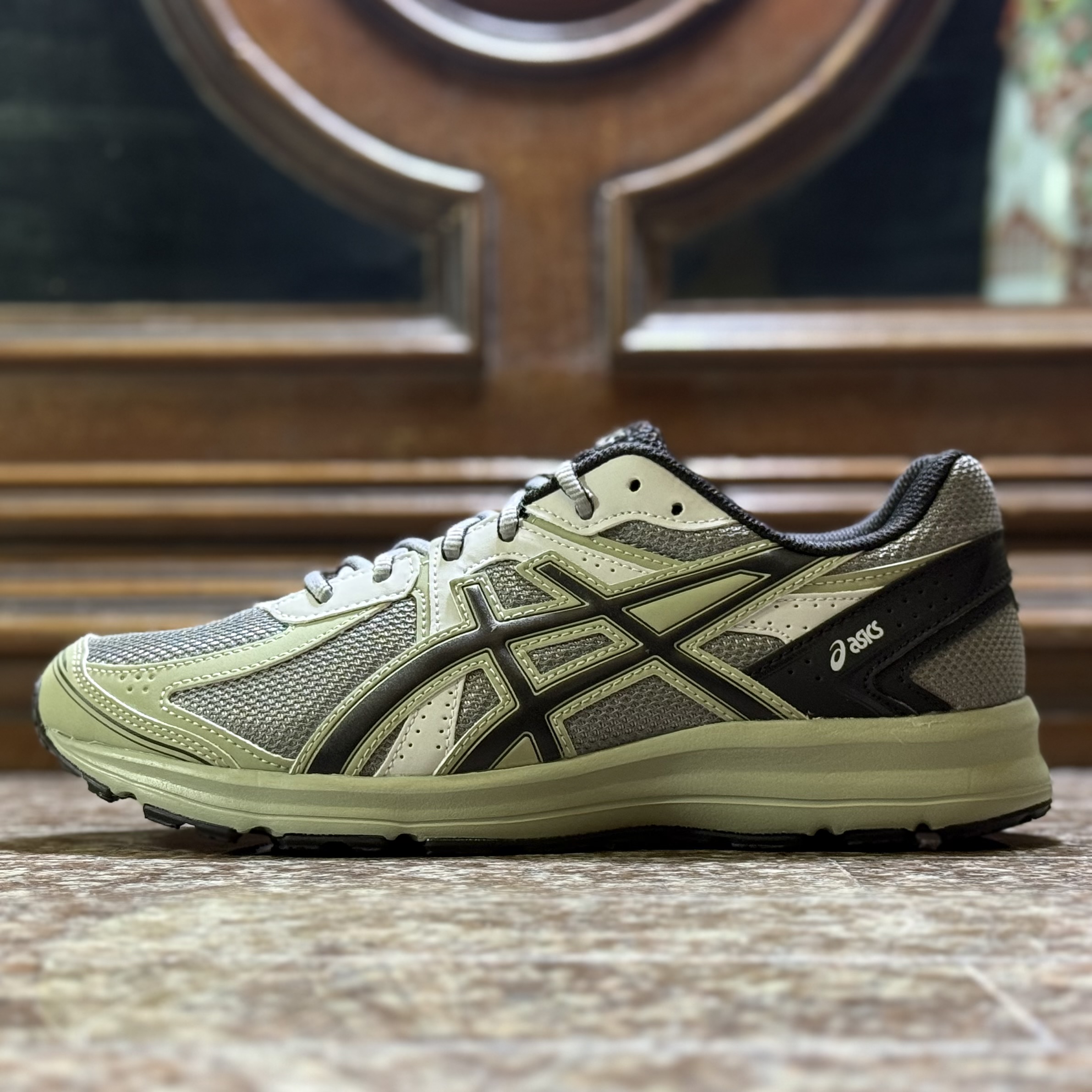 รองเท้า ASICS JOG 100S ‘Sheet Rock’ (M6/8/8.5/9/9.5/10/11.5US)