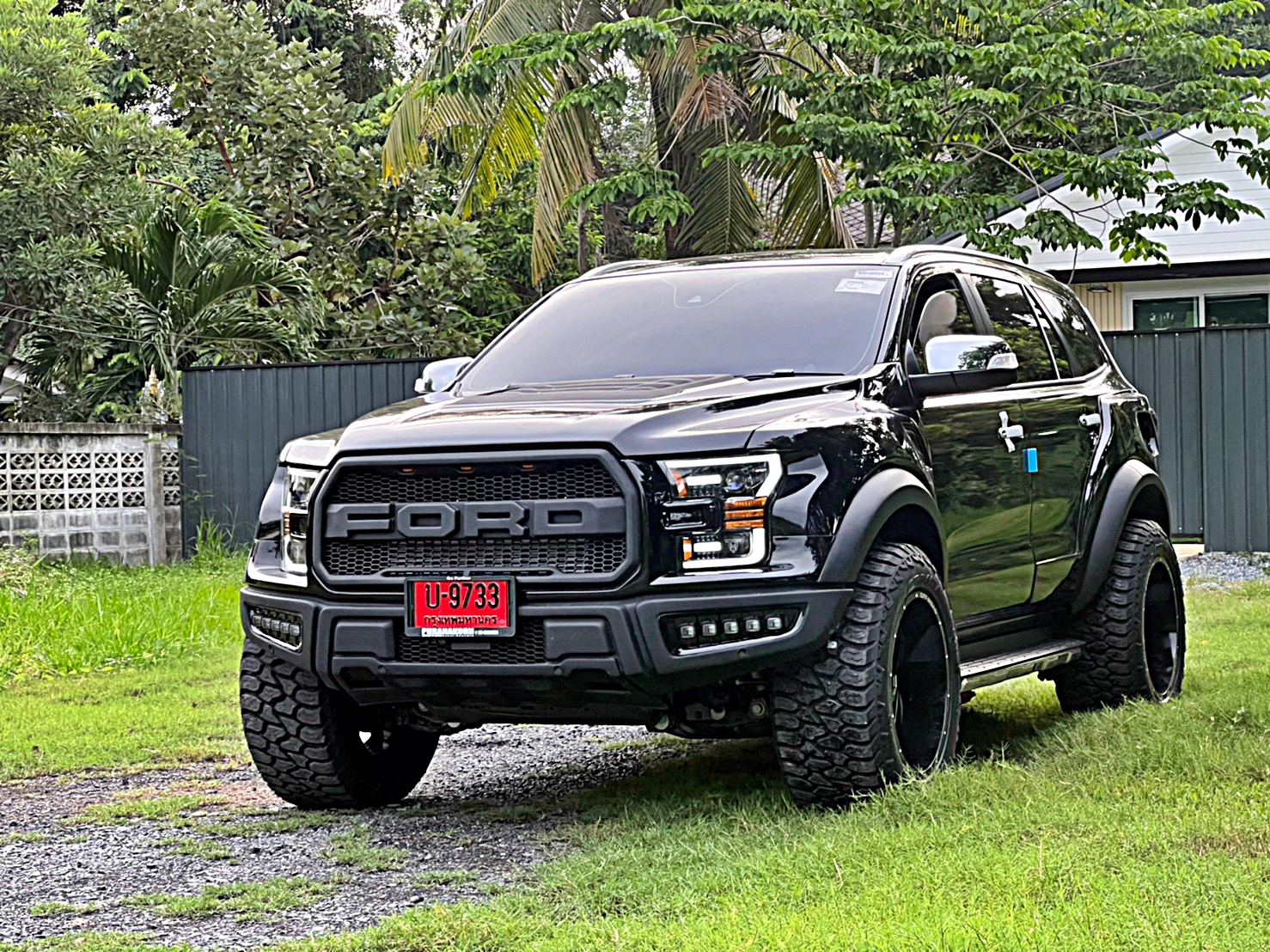 FORD_EVEREST_ทรงเมกา