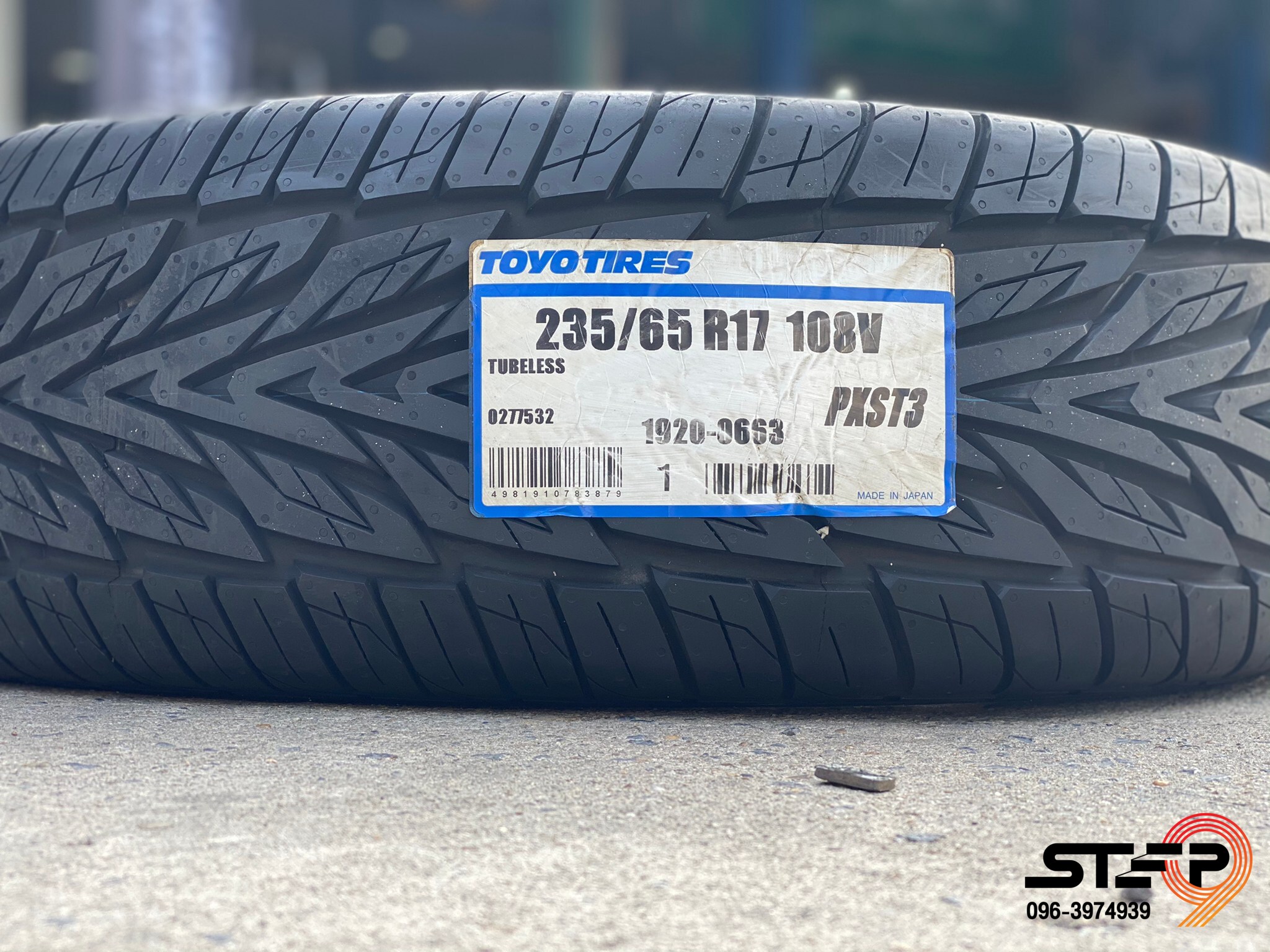 TOYO PROXES SPORT ST3 235/65-17 ราคาพิเศษ ที่ STEP9