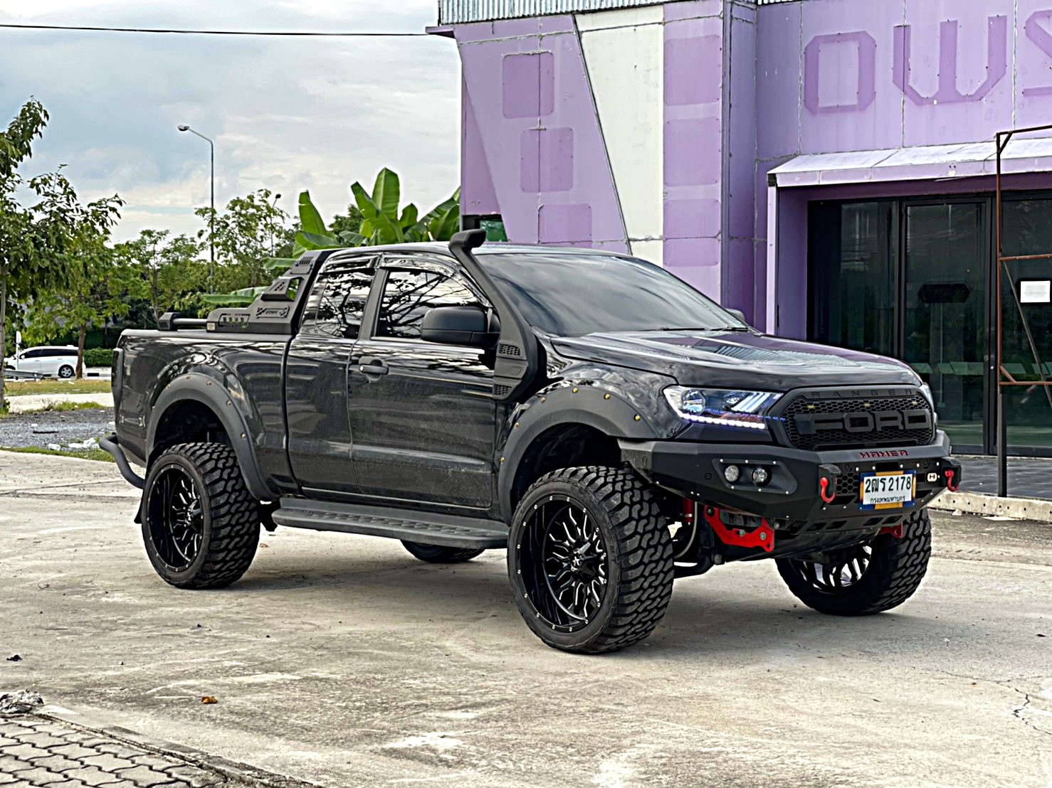 FORD RANGER จัดทรงเมกา ขอบ22 ที่ STEP9