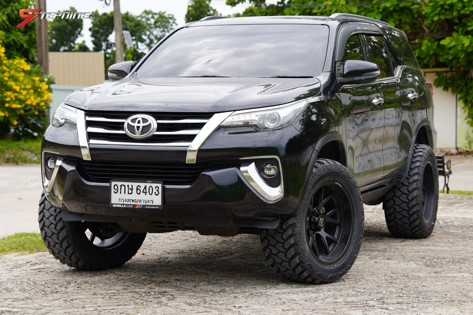 TOYOTA FORTUNER