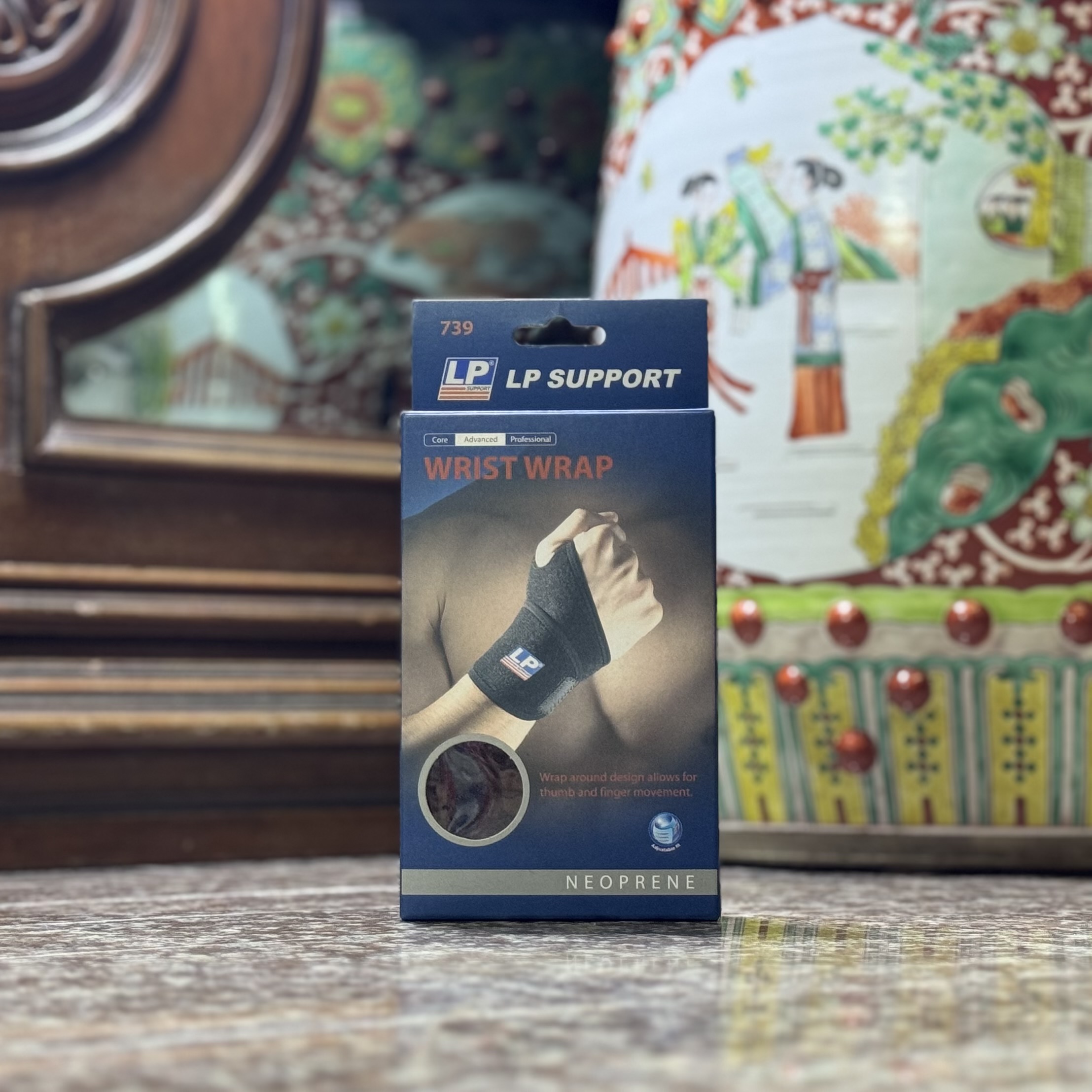 ซัพพอร์ตข้อมือ LP Wrist Wrap Supporter ‘BLACK’