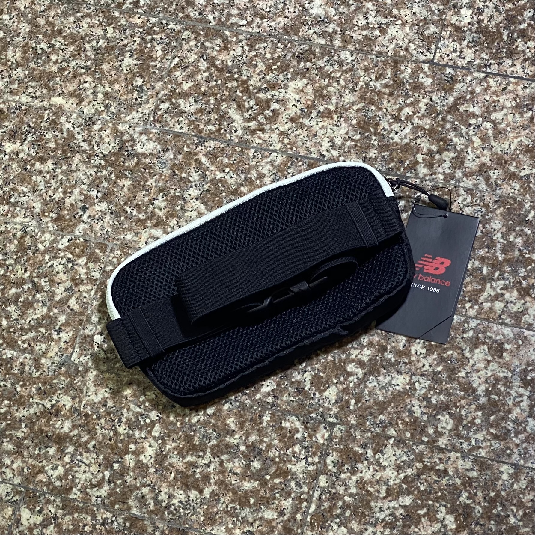 กระเป๋าวิ่ง New Balance Performance WaistPack ‘BLACK’