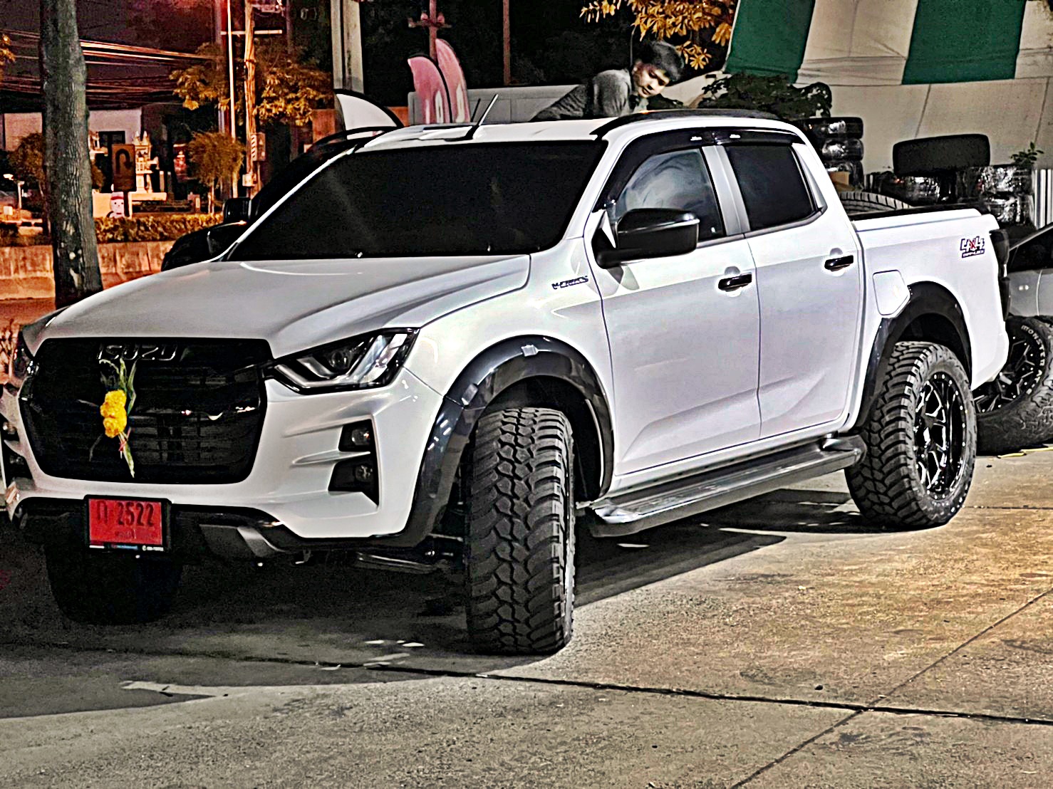 D-MAX ทรงเมกา ป้ายแดงจาก สระบุรี
