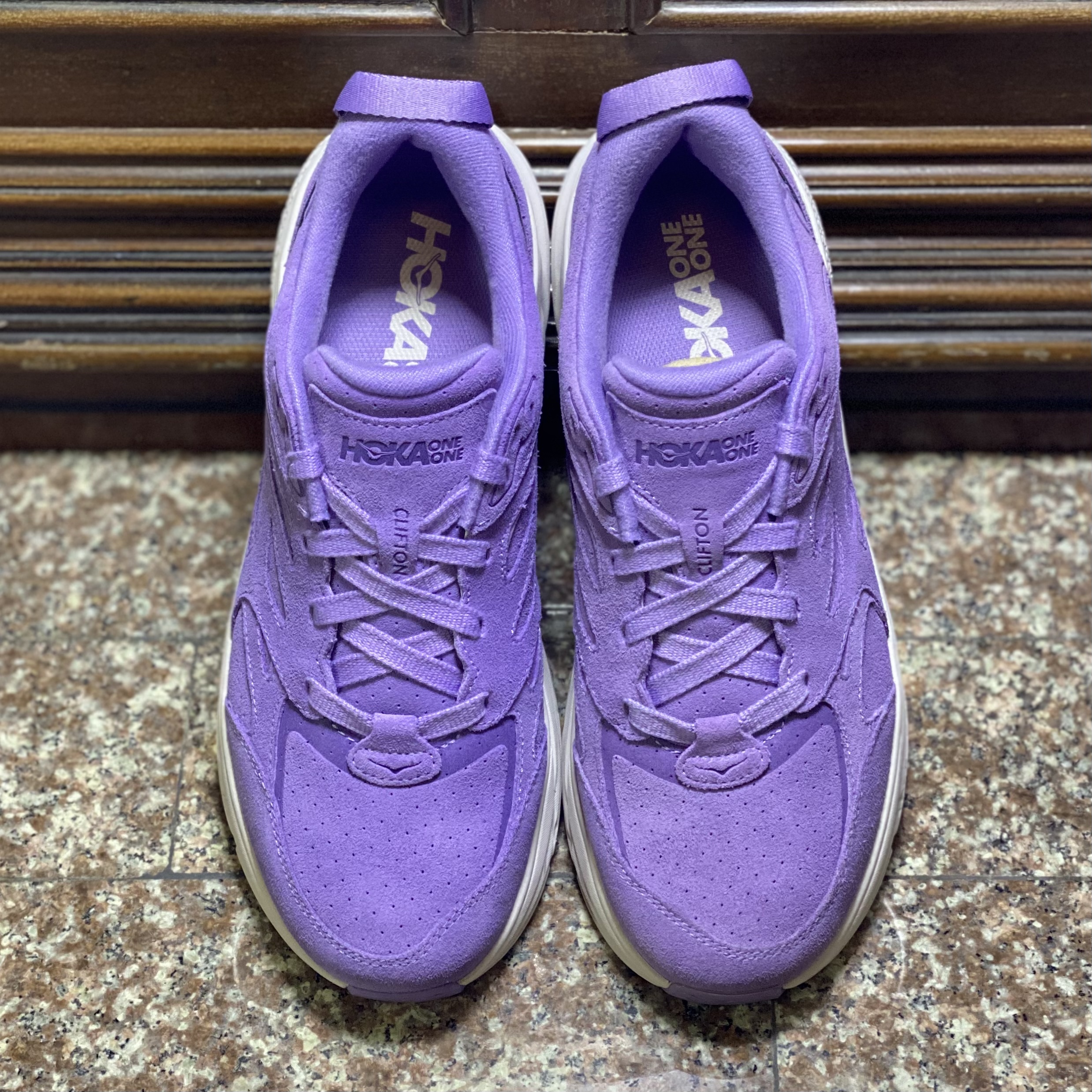 รองเท้า HOKA Clifton L Suede ‘Chalk Violet’ EXCLUSIVE (M9/9.5US)