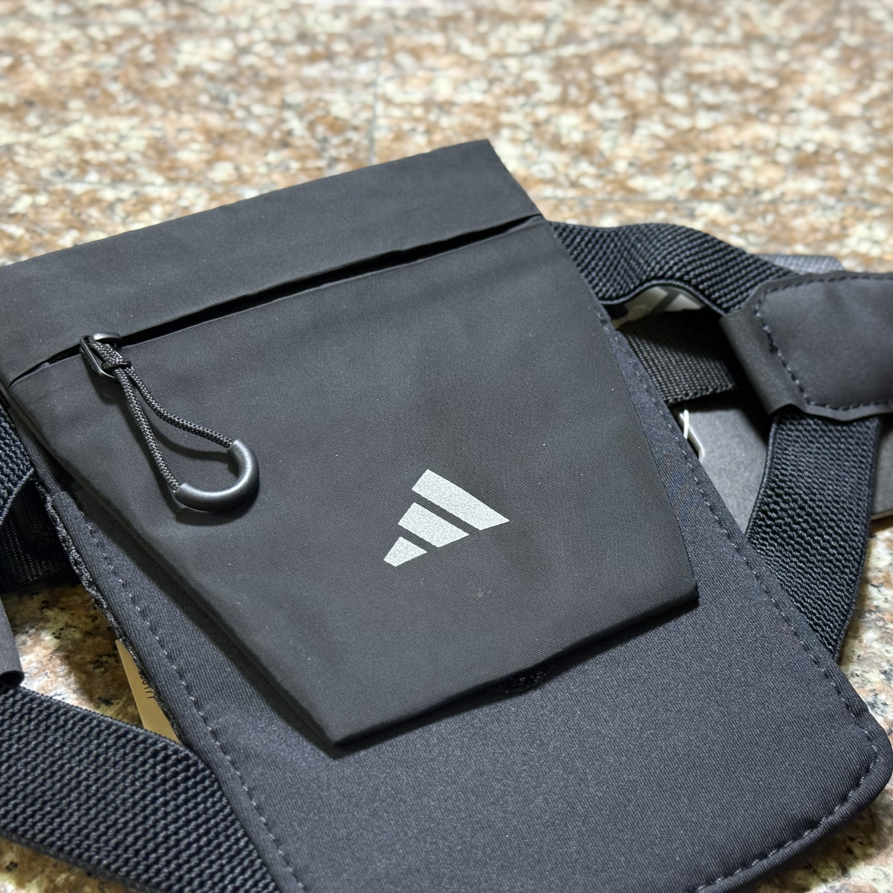 กระเป๋าวิ่ง Adidas Running Pocket Bag ‘BLACK’
