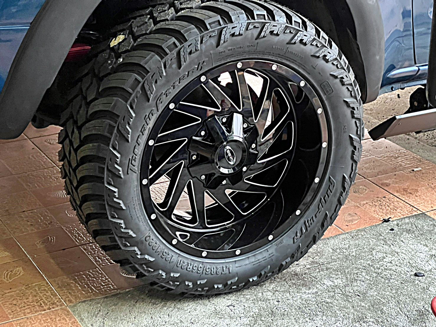 NISSAN_NAVARA_แปลงร่าง ทรงเมกา