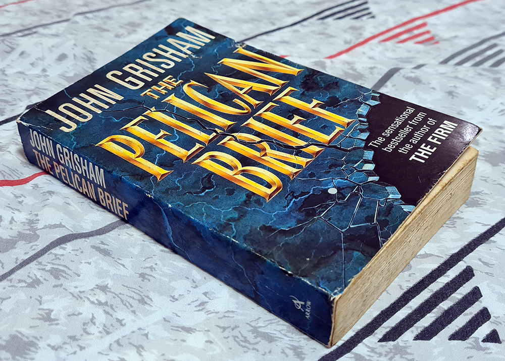 หนังสือ John Grisham ตอน The Pelican Brief ปกอ่อน