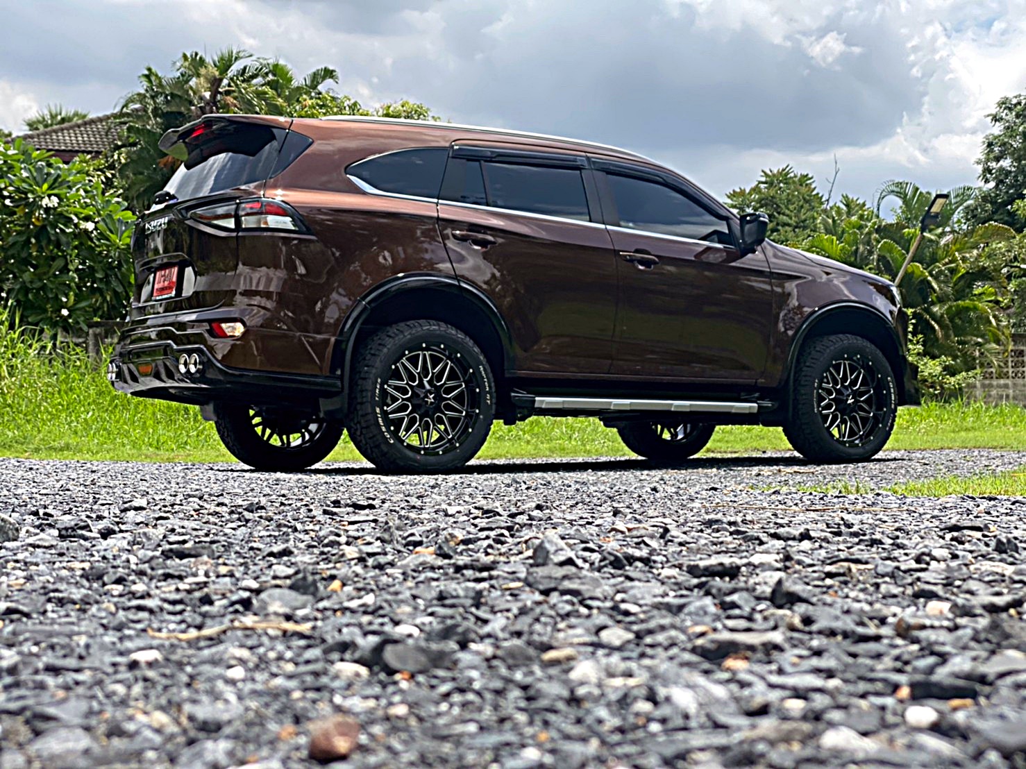 MU-X แต่งออฟโรด แบบไม่ยกที่ STEP9