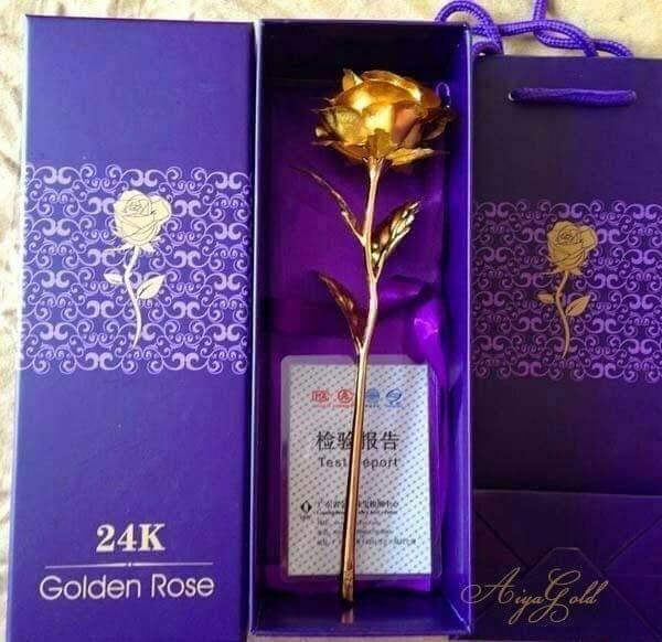 ดอกกุหลาบสีทอง