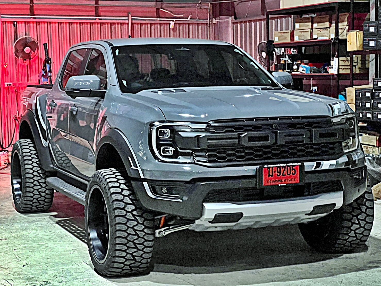 ส่งงาน RAPTOR V6 หล่อจบ ที่ Step9 ล้อแท้ HOSTILE H113