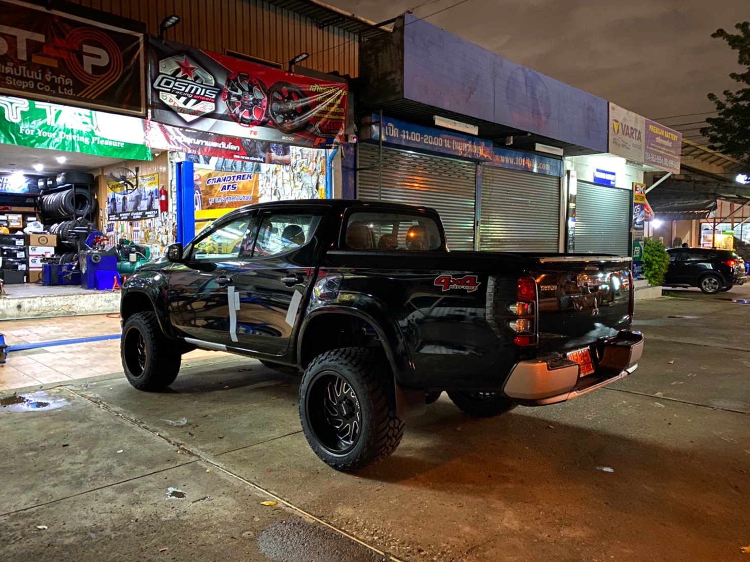 TRITON 4X4 จัดทรงเมกา