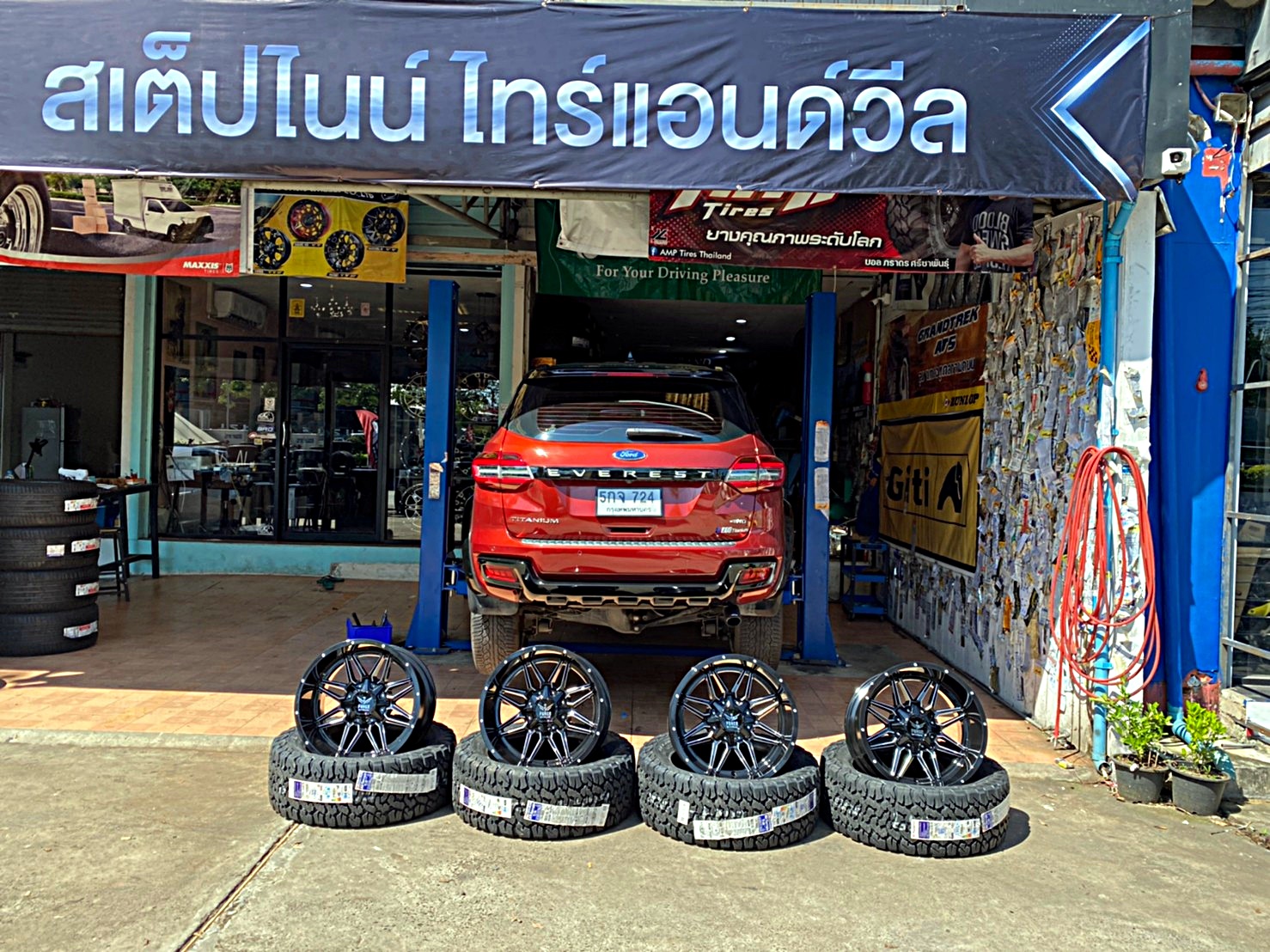 FORD EVEREST จัดทรงเมกาที่ STEP9