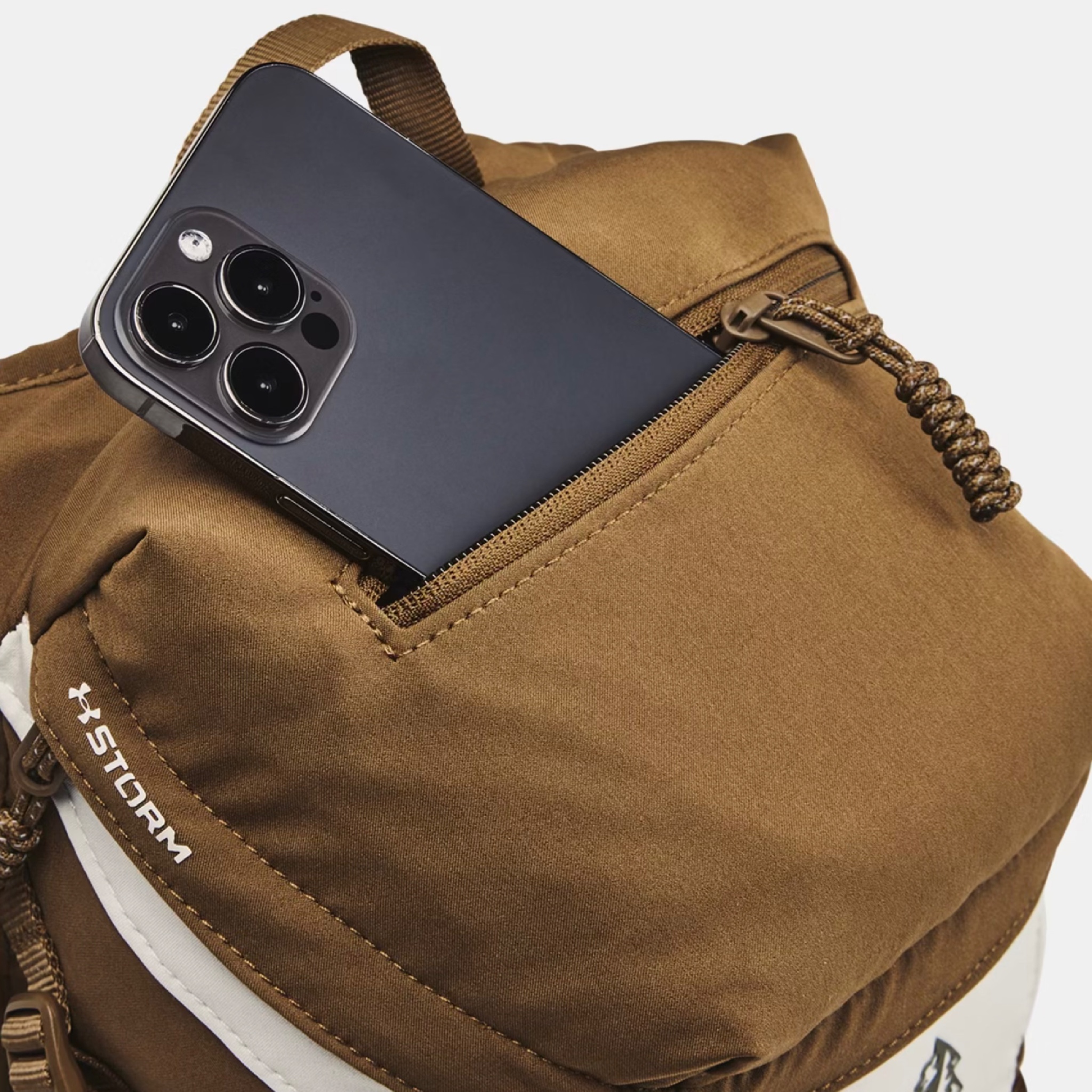 กระเป๋า Under Armour Flex Trail BackPack ‘COYOTE’ (13L)