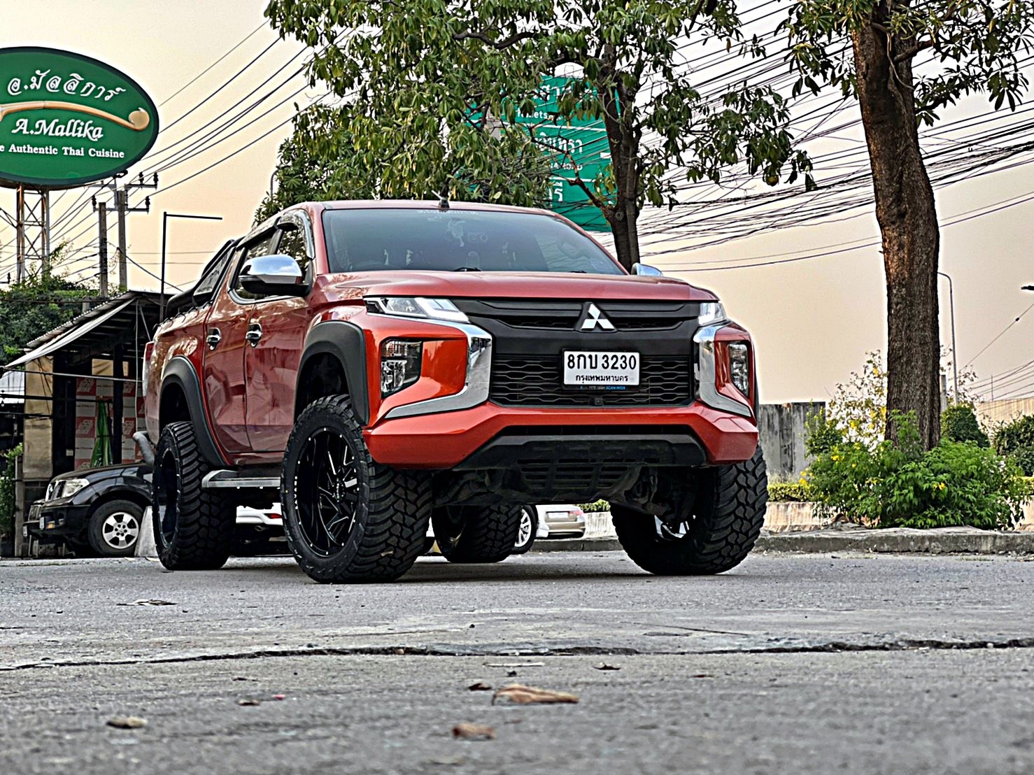 TRITON ทรงเมกา