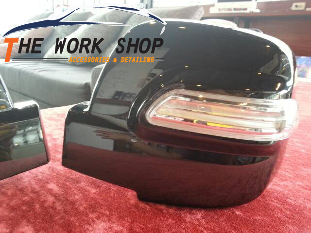 Hosing side mirror with LED For H-1 - ฝาครอบกระจกมองข้างแบบมีไฟ LED ของแท้ (ราคารวมทำสีแล้ว)