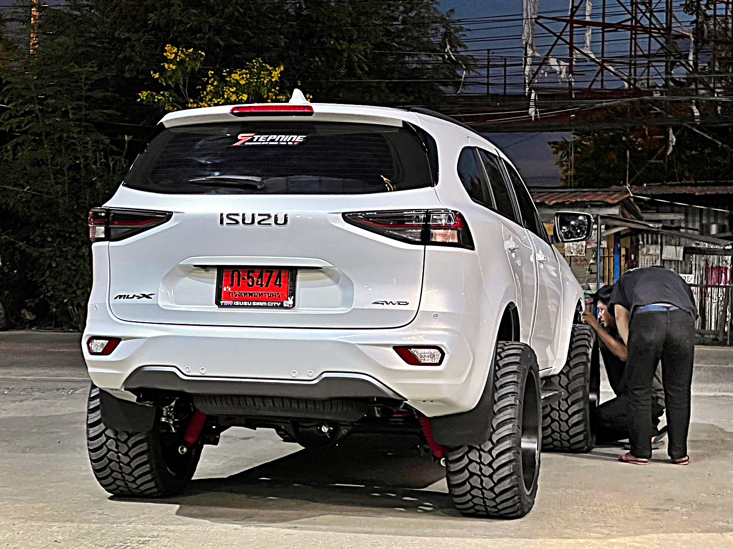 ล้อแท้ HOSTILE H113 ขอบ22 ใส่ MU-X แต่งเมกา