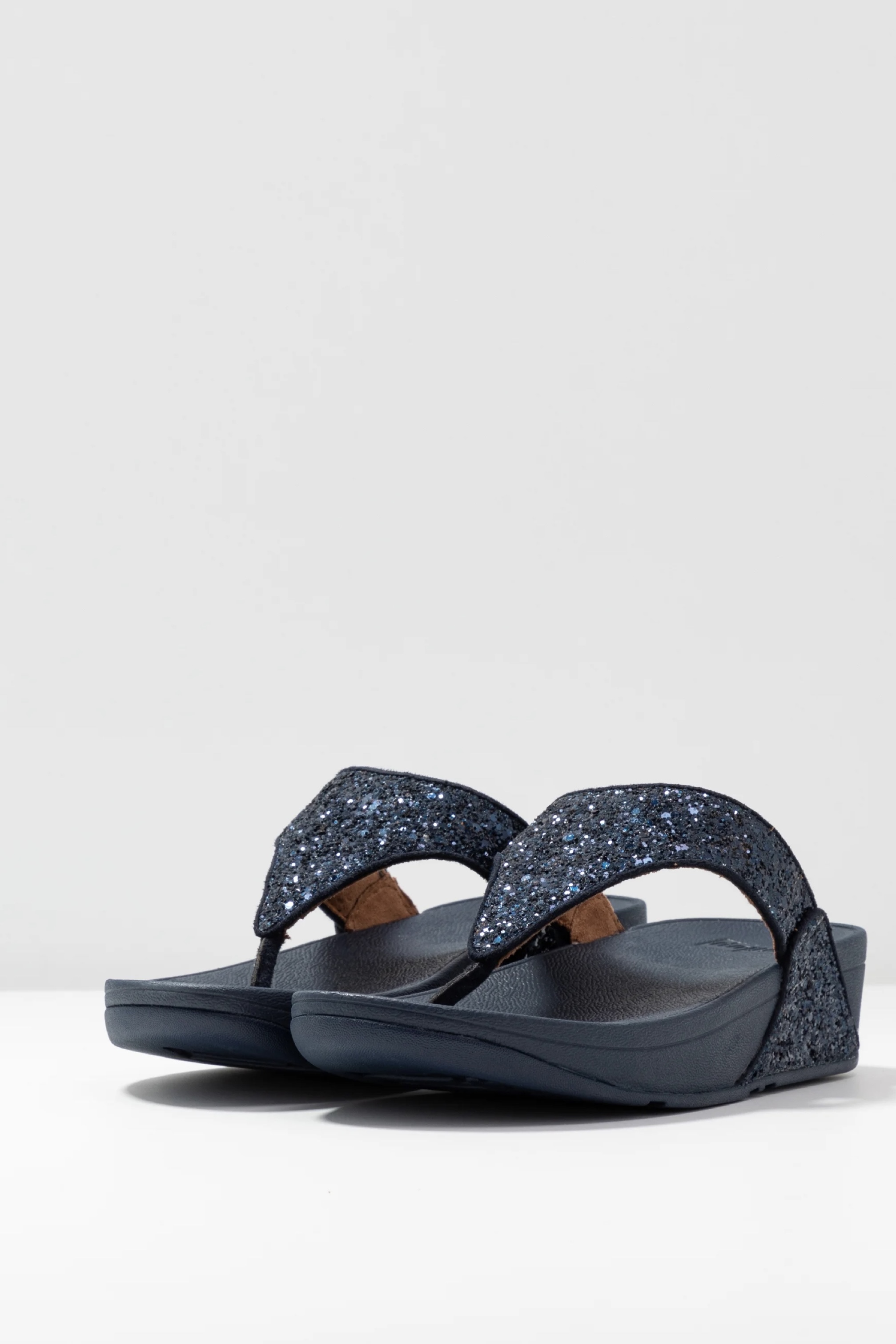 รองเท้า FitFlop Lulu Glitter T-Bar Women Sandals ‘MIDNIGHT’ (W6US)