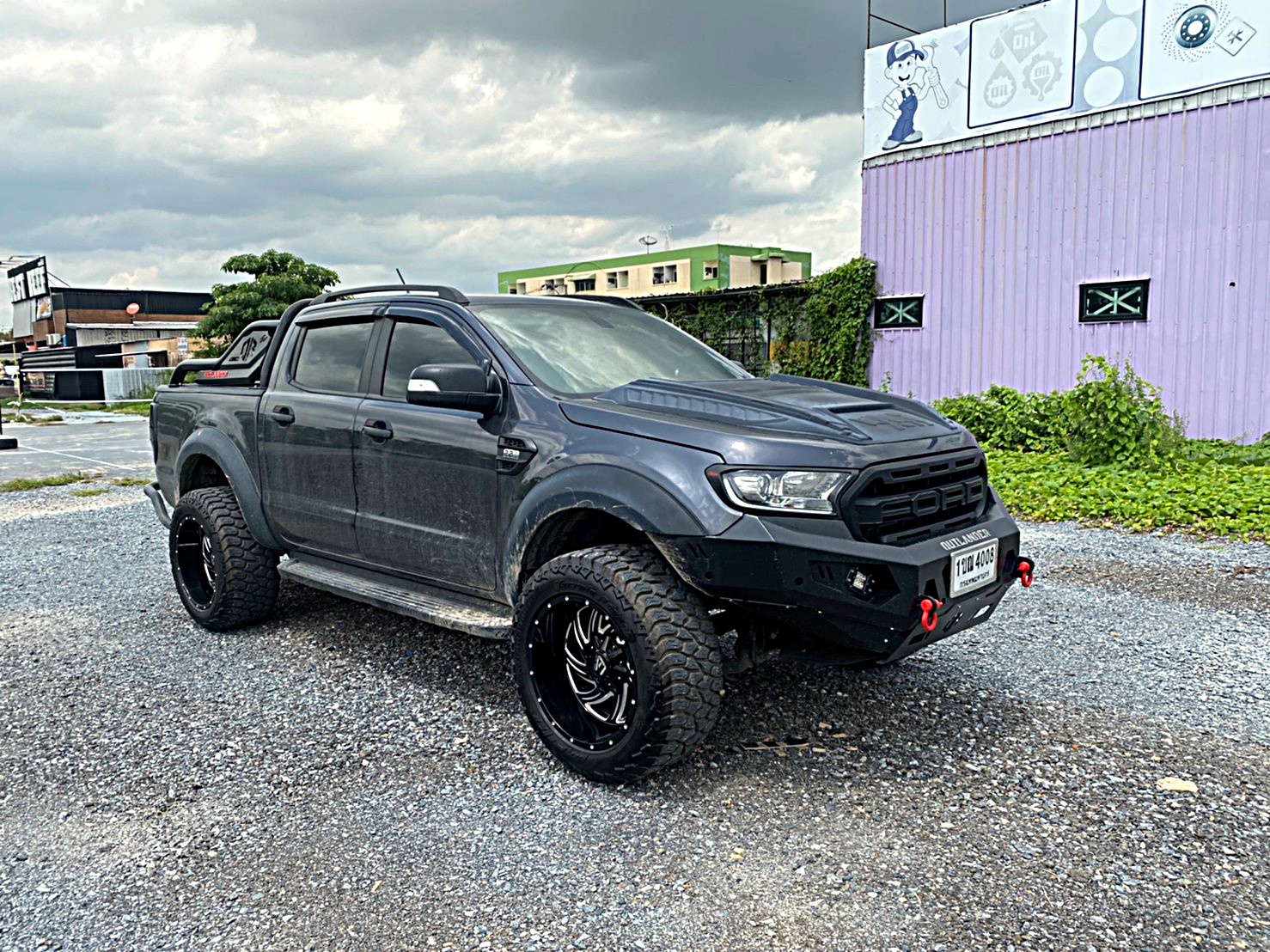 FORD จัดชุดใหม่ ทรงเมกาที่ STEP9