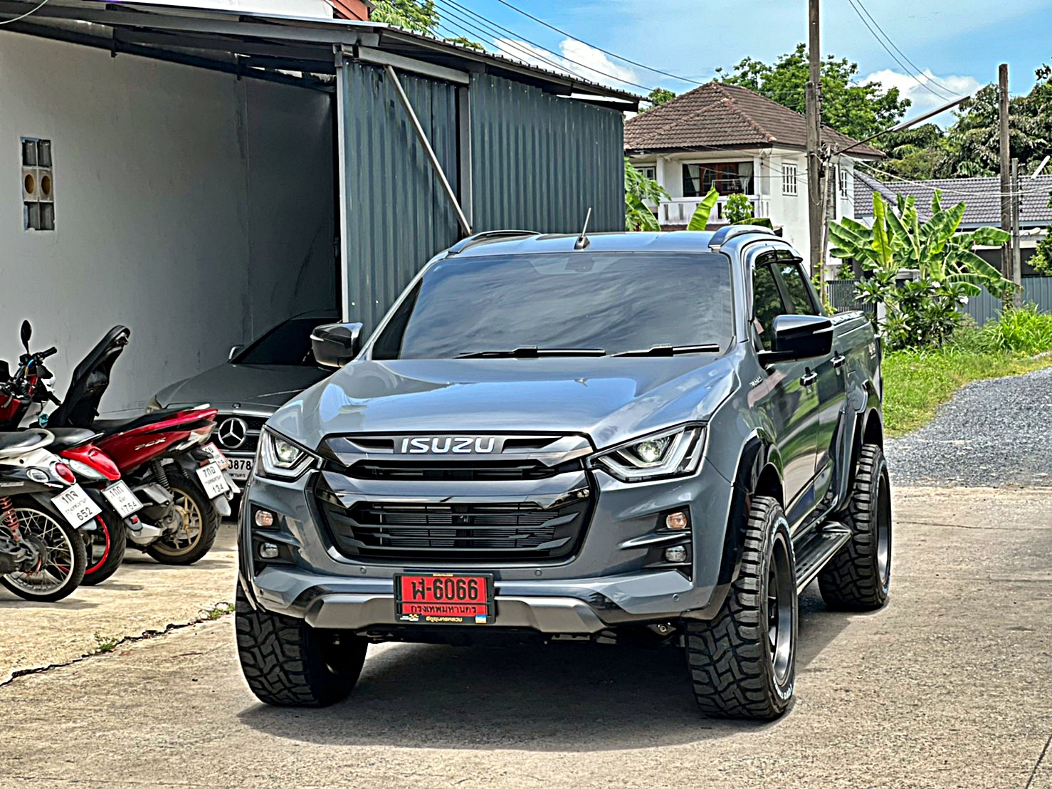 D_MAX_ทรงเมกา ล้อ HOSTILE H120