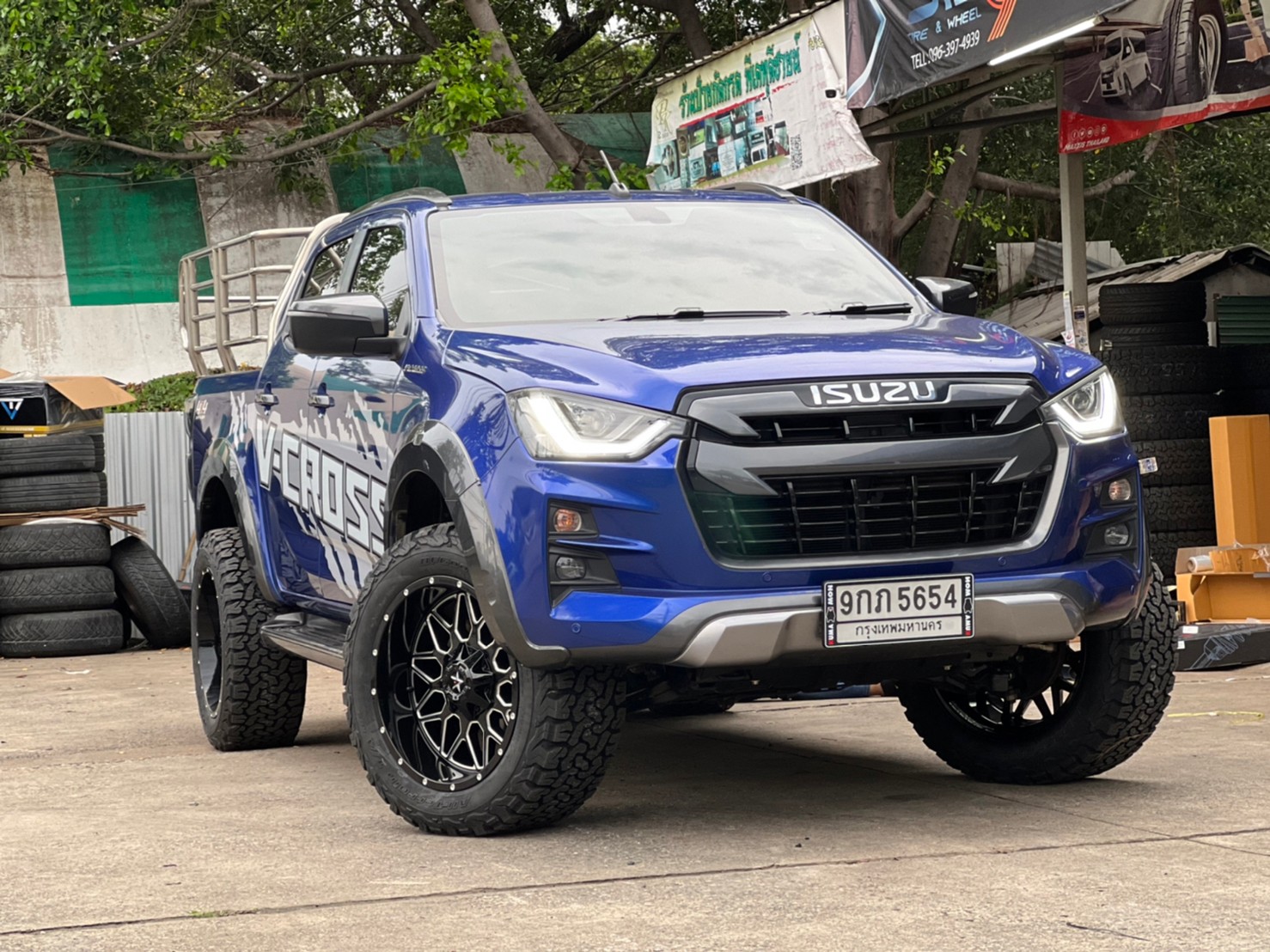 D-MAX ทรงเมกา ขอบ20